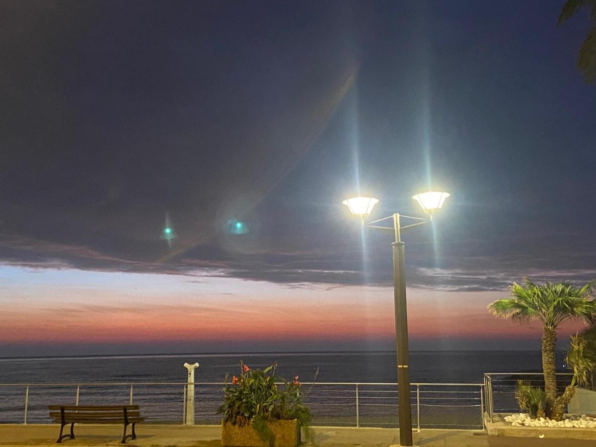 Apartment Cosy 2 Pieces, En Front De Mer, Cap Martin Roquebrune-Cap-Martin